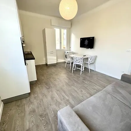 Ariston - Luxury 6 Persone San Remo